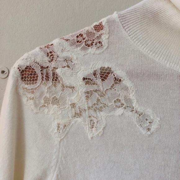 Elle Turtleneck Top With Lace Detail - Picture 2 of 6